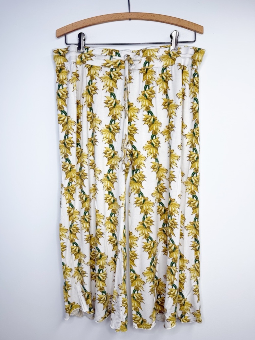 Kate Quinn The Woods Women’s Yellow Floral Wide-Leg Cropped Lounge Pants XL